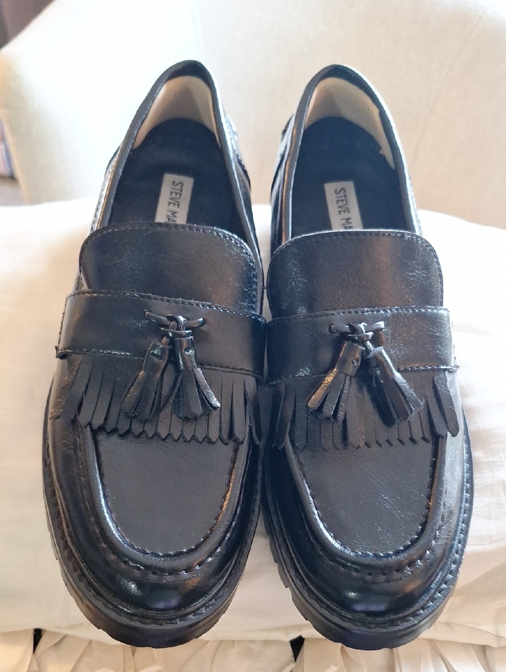 Steve Madden Black Leather Tassel Fringe Loafers